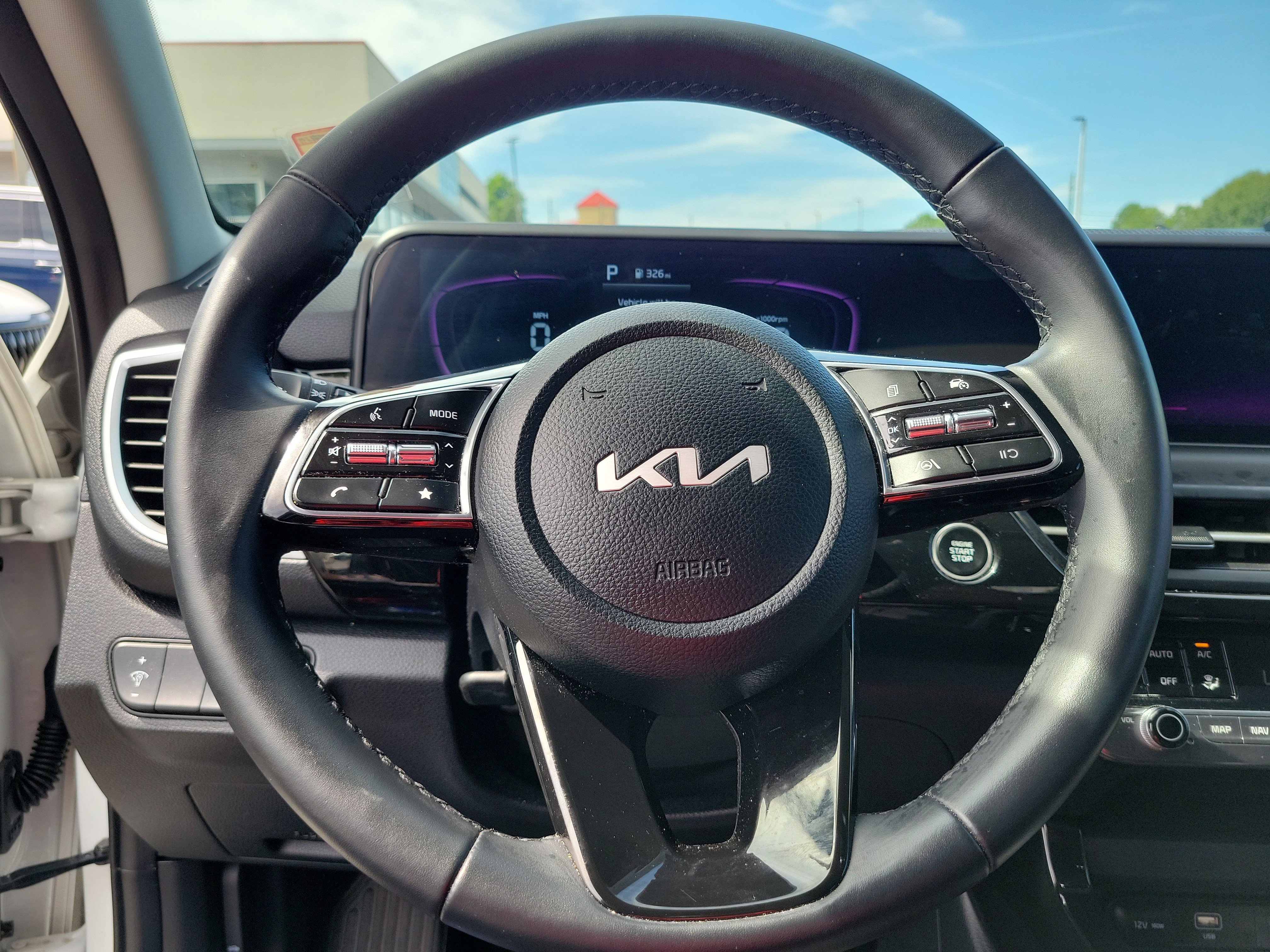 Used 2025 Kia Seltos S FWD image 22