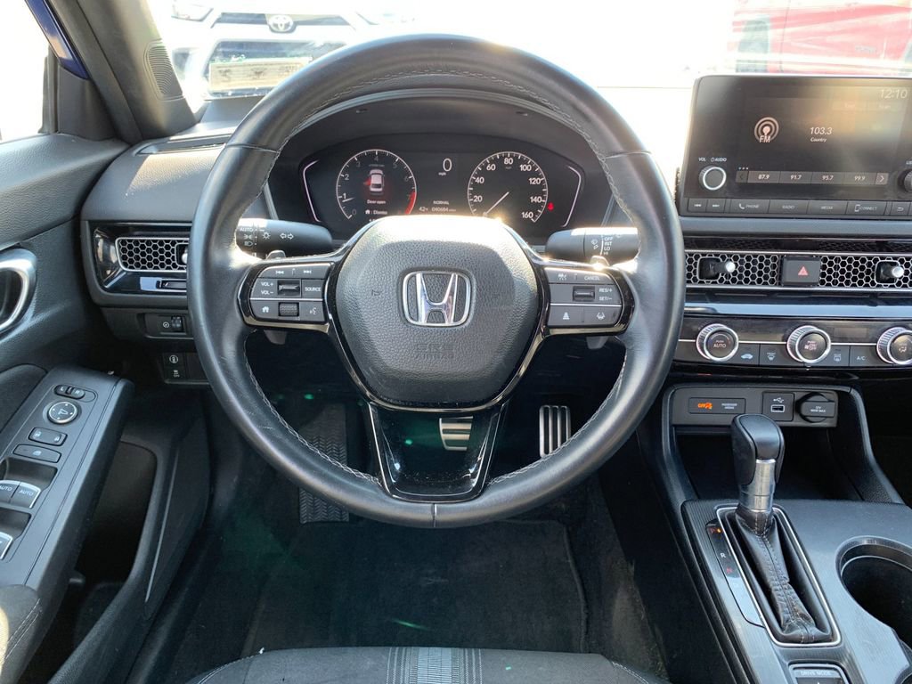 Used 2023 Honda Civic Sport image 17
