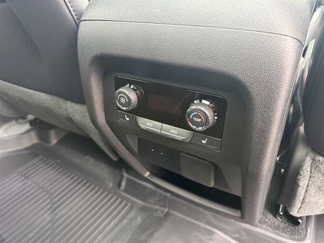New 2026 Chevrolet Traverse RS w/ LPO, Floor Liner Package image 23