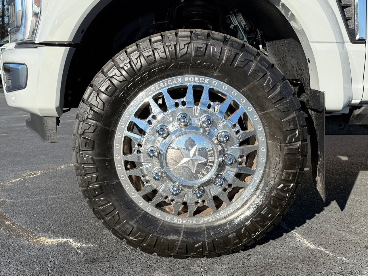 Used 2025 Ford F450 Platinum w/ Platinum Plus Package image 7