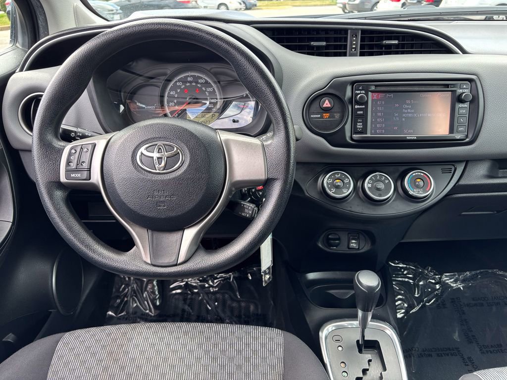 Used 2015 Toyota Yaris LE image 17