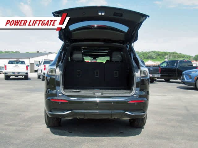 Used 2024 Buick Enclave Avenir w/ Avenir Technology Package image 30