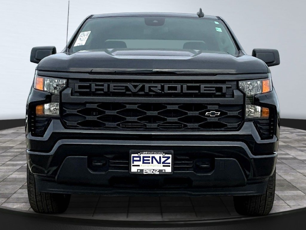New 2026 Chevrolet Silverado 1500 Custom w/ LPO, Dark Essentials Package AWD/4WD image 7