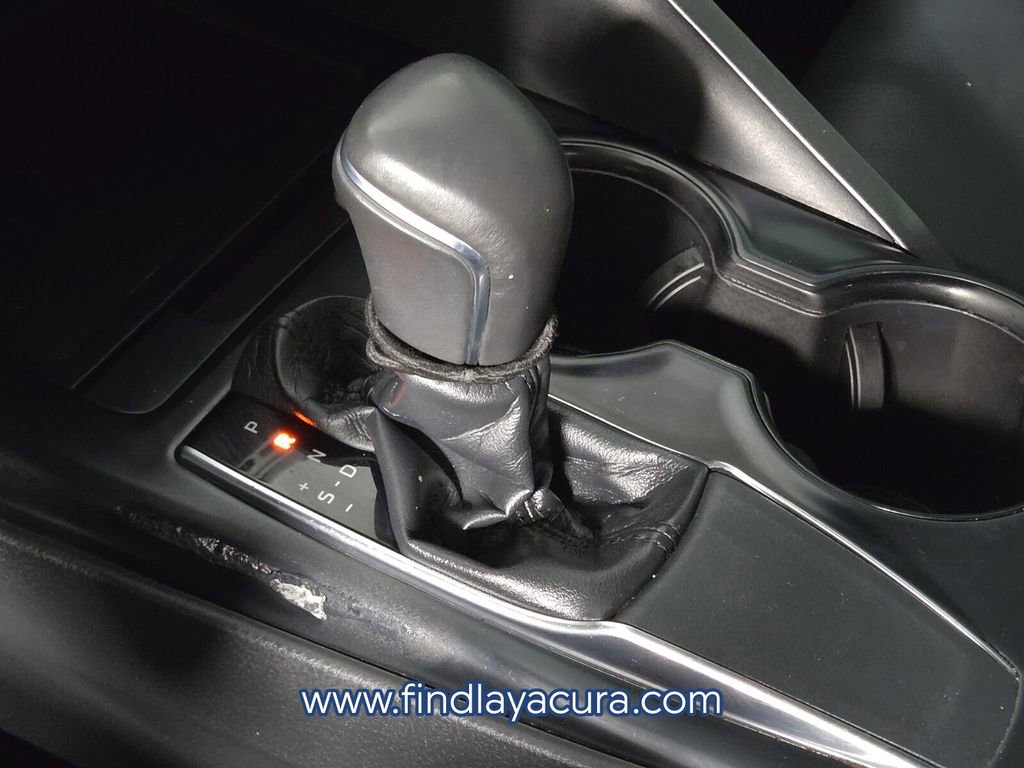 Used 2018 Toyota Camry SE image 23