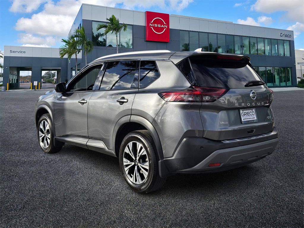 Used 2021 Nissan Rogue SV w/ Premium Package image 5