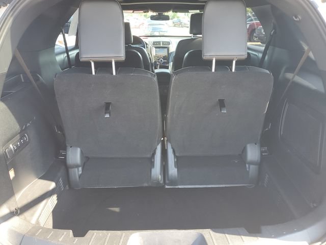 Used 2018 Ford Explorer Platinum AWD/4WD image 7
