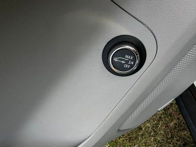 Certified 2023 GMC Acadia SLT image 16