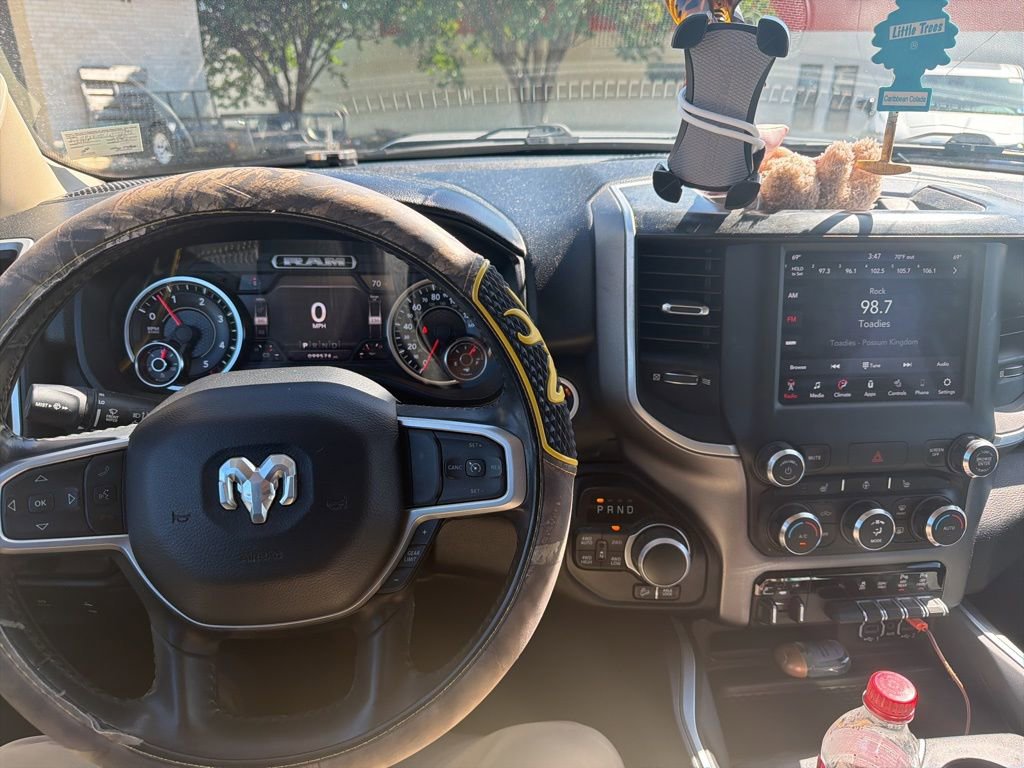 Used 2020 RAM 1500 Big Horn AWD/4WD image 17
