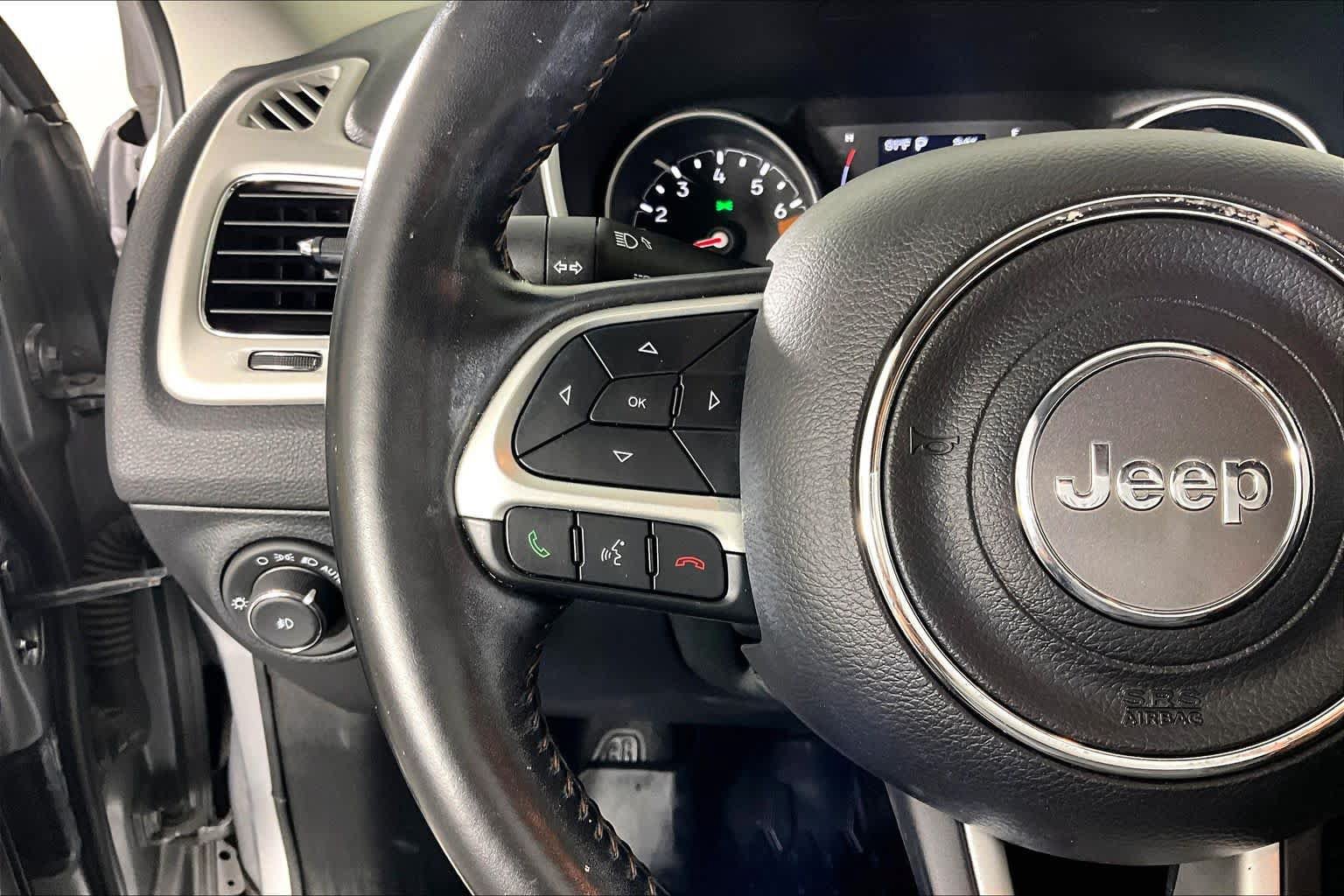Used 2021 Jeep Compass Latitude FWD image 22