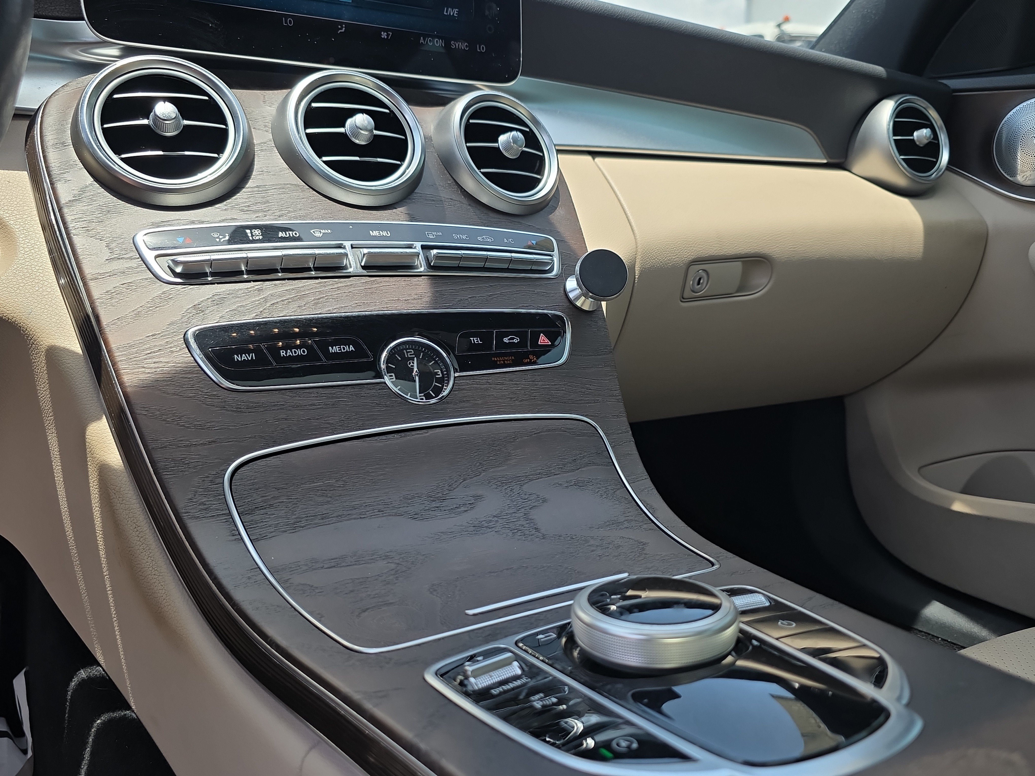 Used 2020 Mercedes-Benz C 300 Sedan image 32