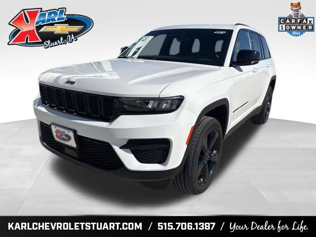 Used 2023 Jeep Grand Cherokee Altitude AWD/4WD image 1