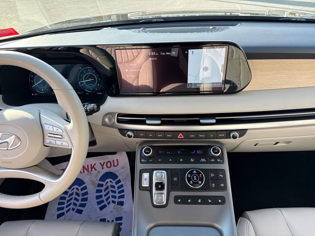 Used 2024 Hyundai Palisade Limited image 18