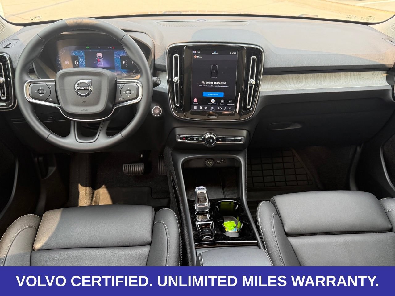 Certified 2026 Volvo XC40 B5 Plus AWD/4WD image 12