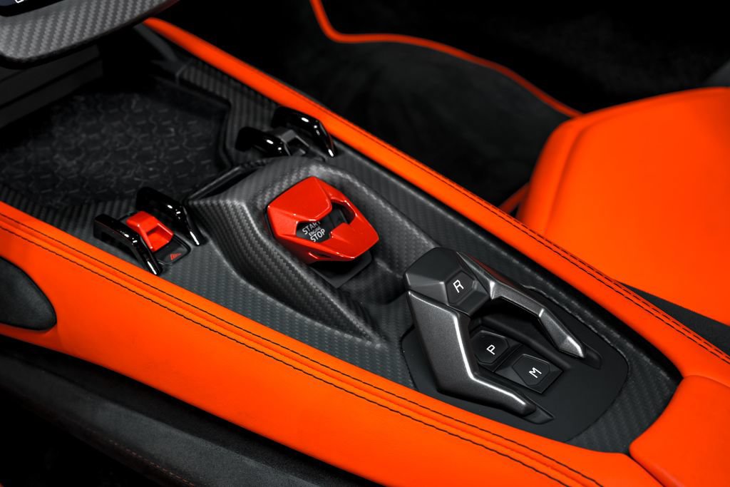 Used 2024 Lamborghini Revuelto AWD/4WD image 27