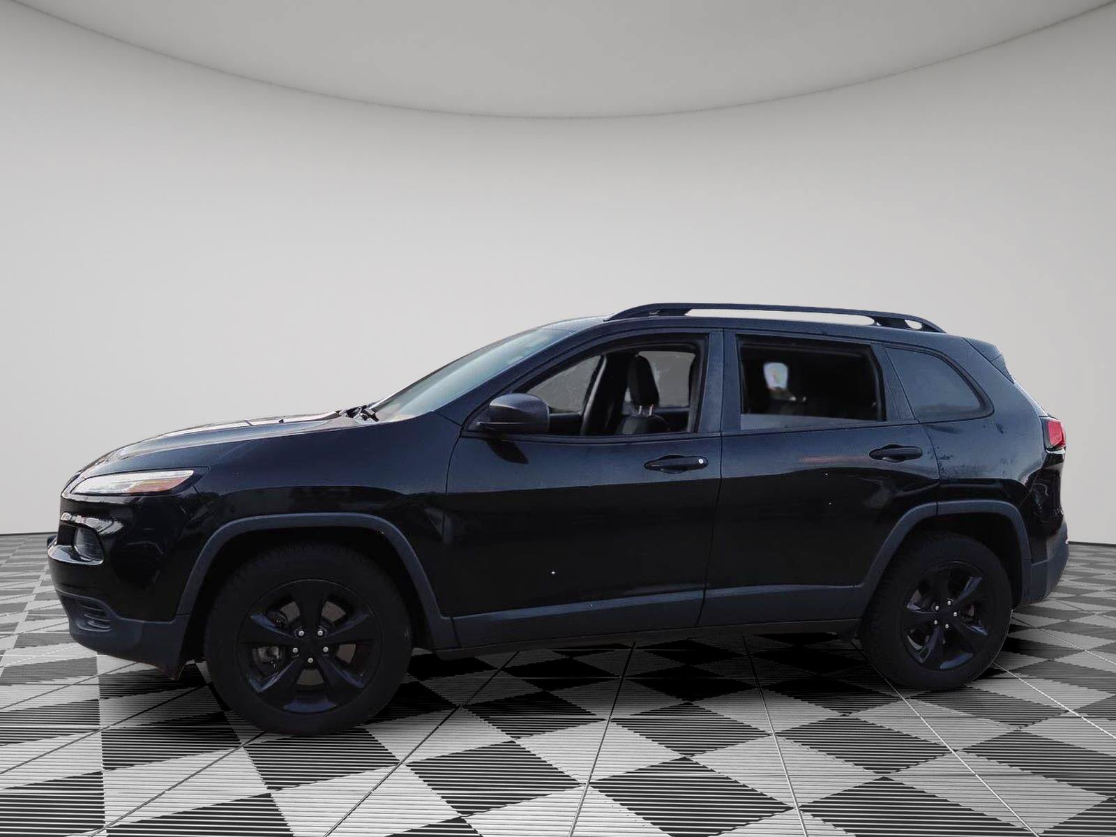 Used 2017 Jeep Cherokee Sport AWD/4WD image 4