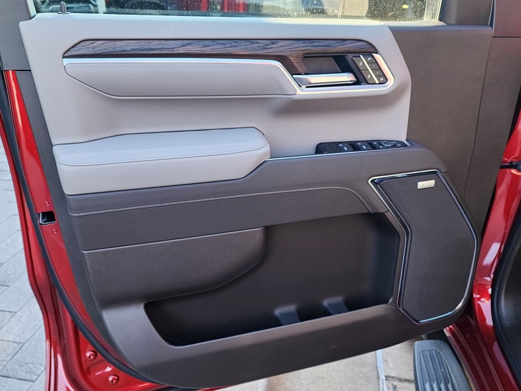 New 2026 GMC Sierra 1500 SLT w/ SLT Premium Plus Package image 14