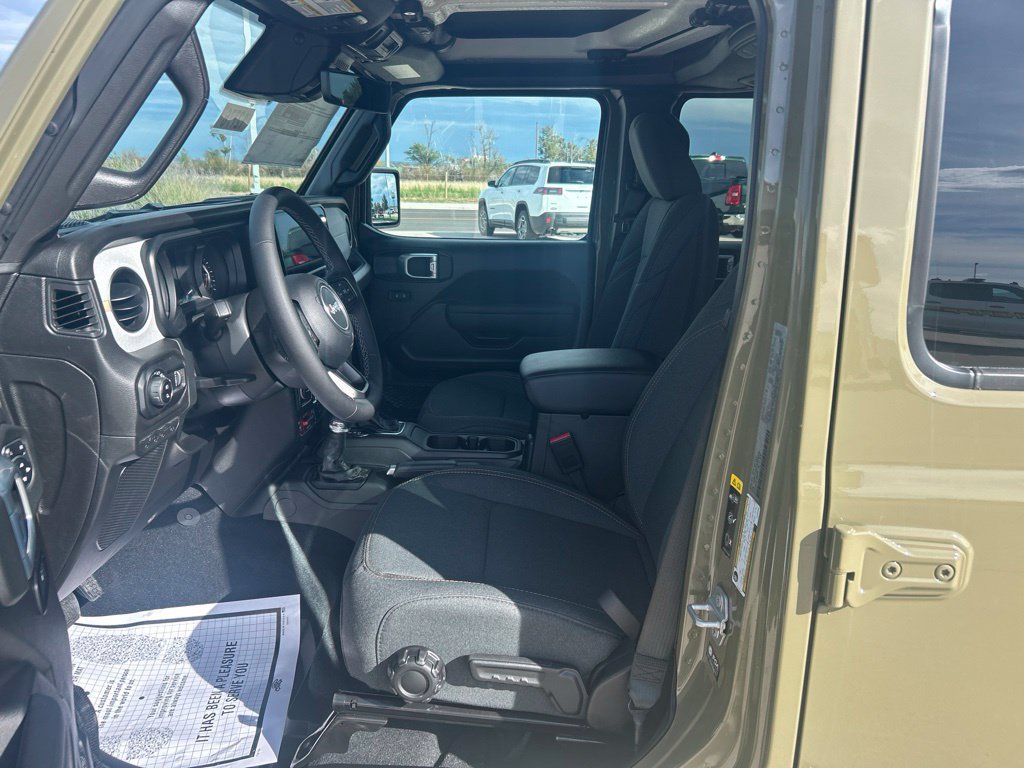 New 2027 Jeep Gladiator Sport AWD/4WD image 11
