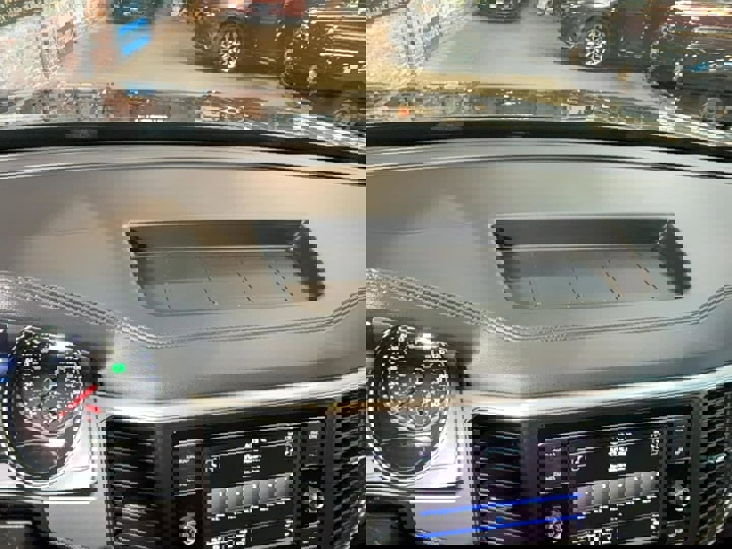 Used 2018 Volkswagen Atlas S image 34