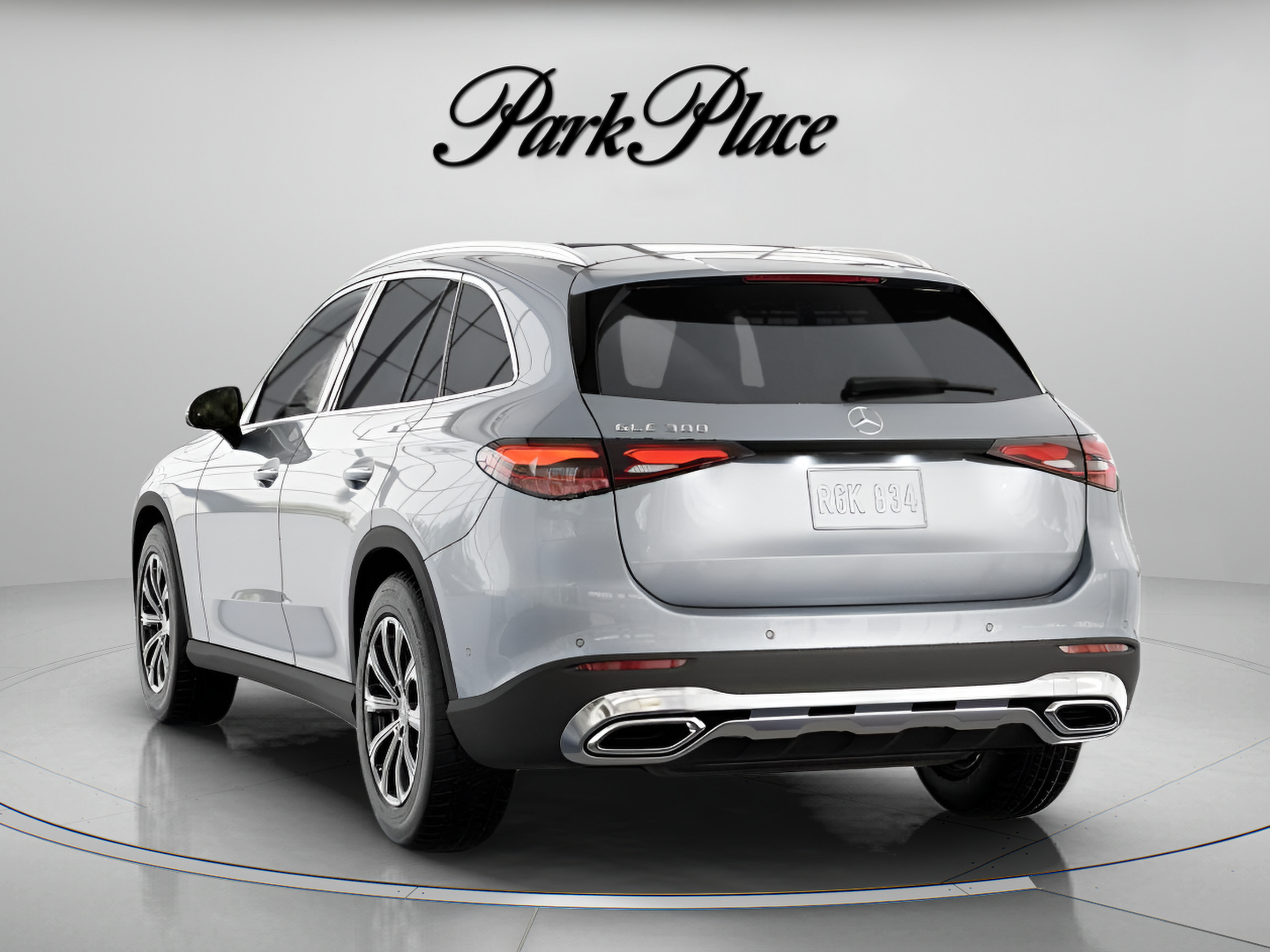 Used 2026 Mercedes-Benz GLC 300 4MATIC image 15