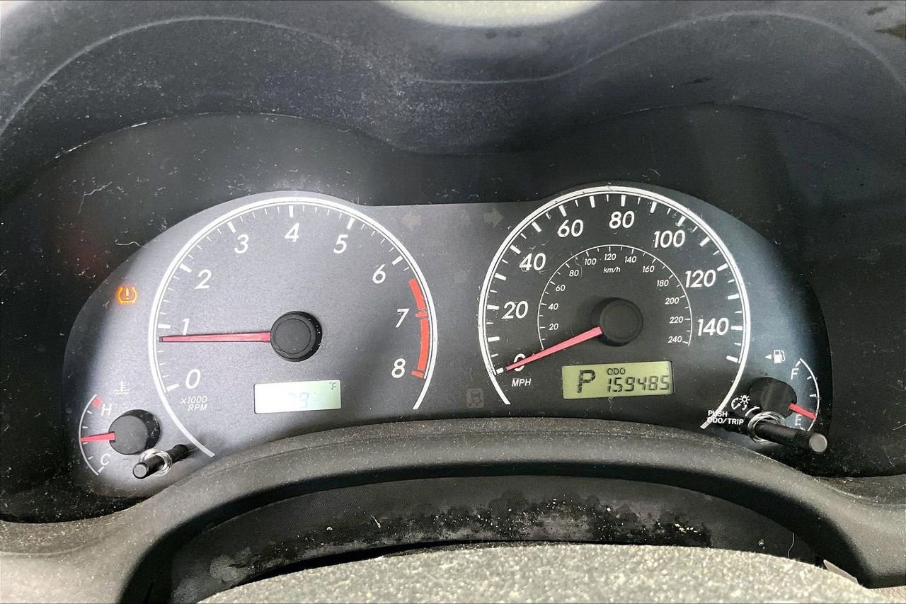Used 2012 Toyota Corolla LE FWD image 18