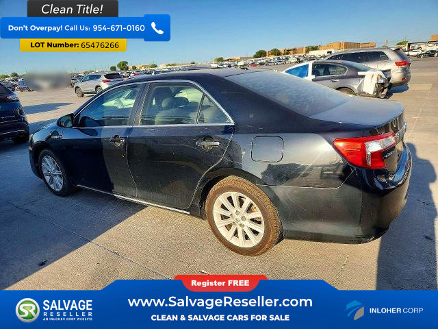 Used 2013 Toyota Camry XLE w/ Convenience Pkg FWD image 3
