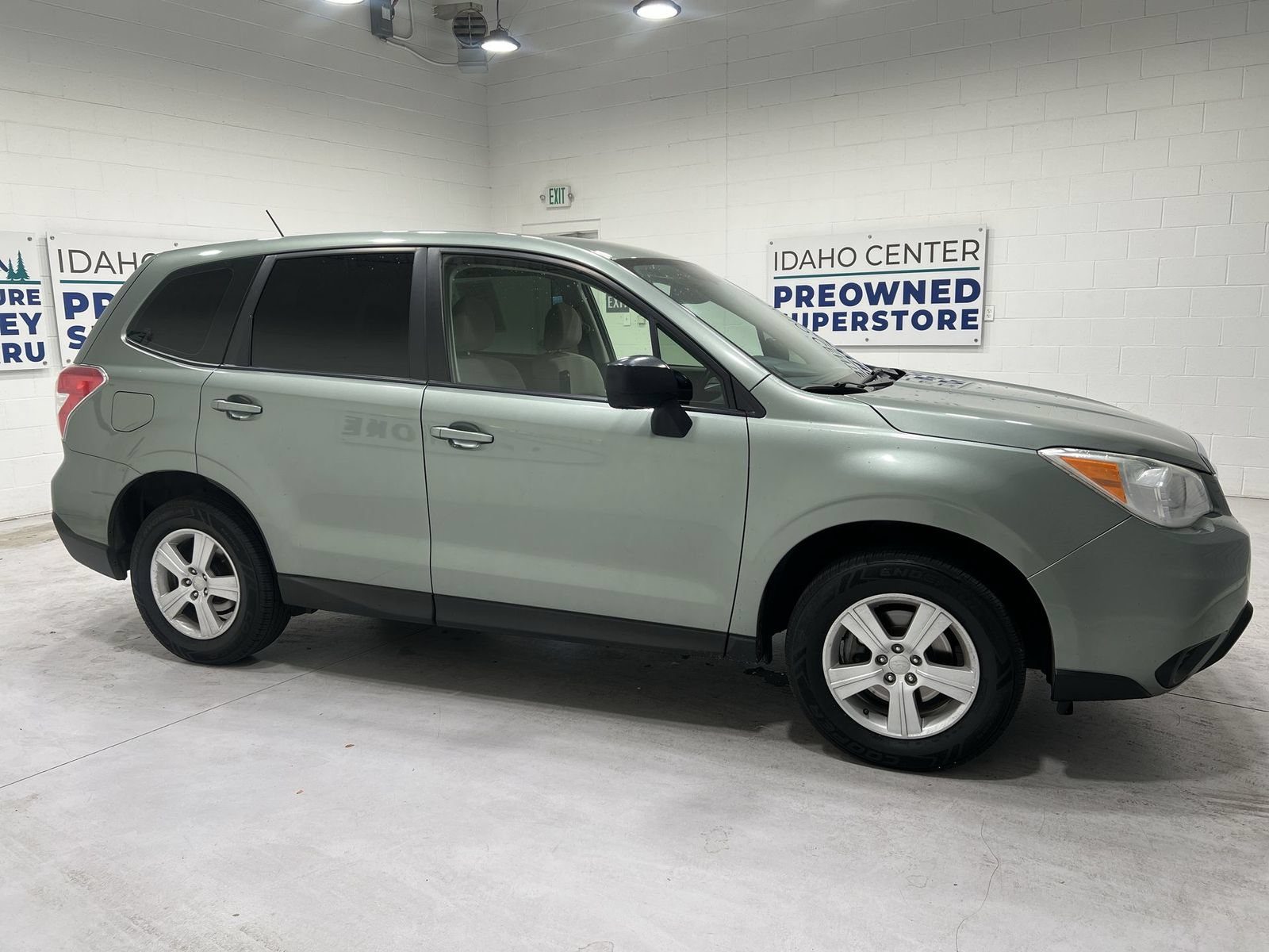 Used 2014 Subaru Forester 2.5i AWD/4WD image 9