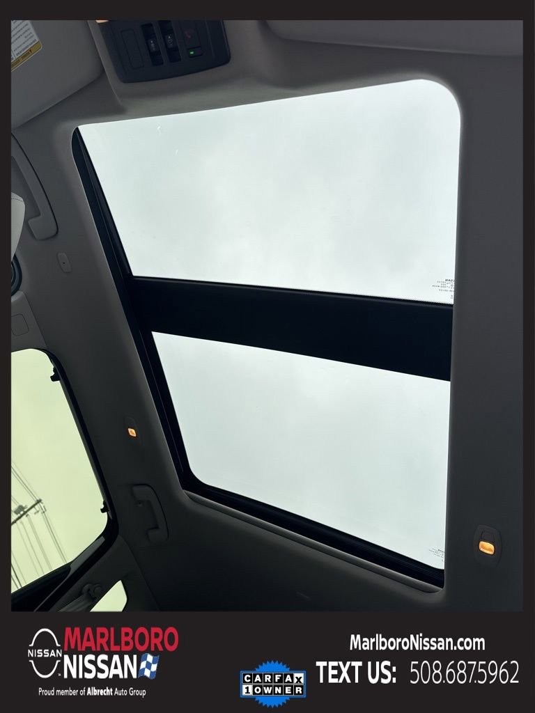 Certified 2025 Nissan Rogue SL w/ Tech Package image 32