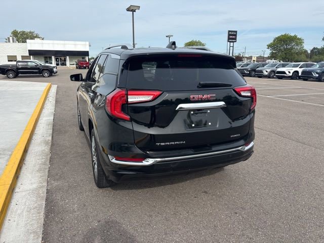 Used 2022 GMC Terrain Denali AWD/4WD image 9