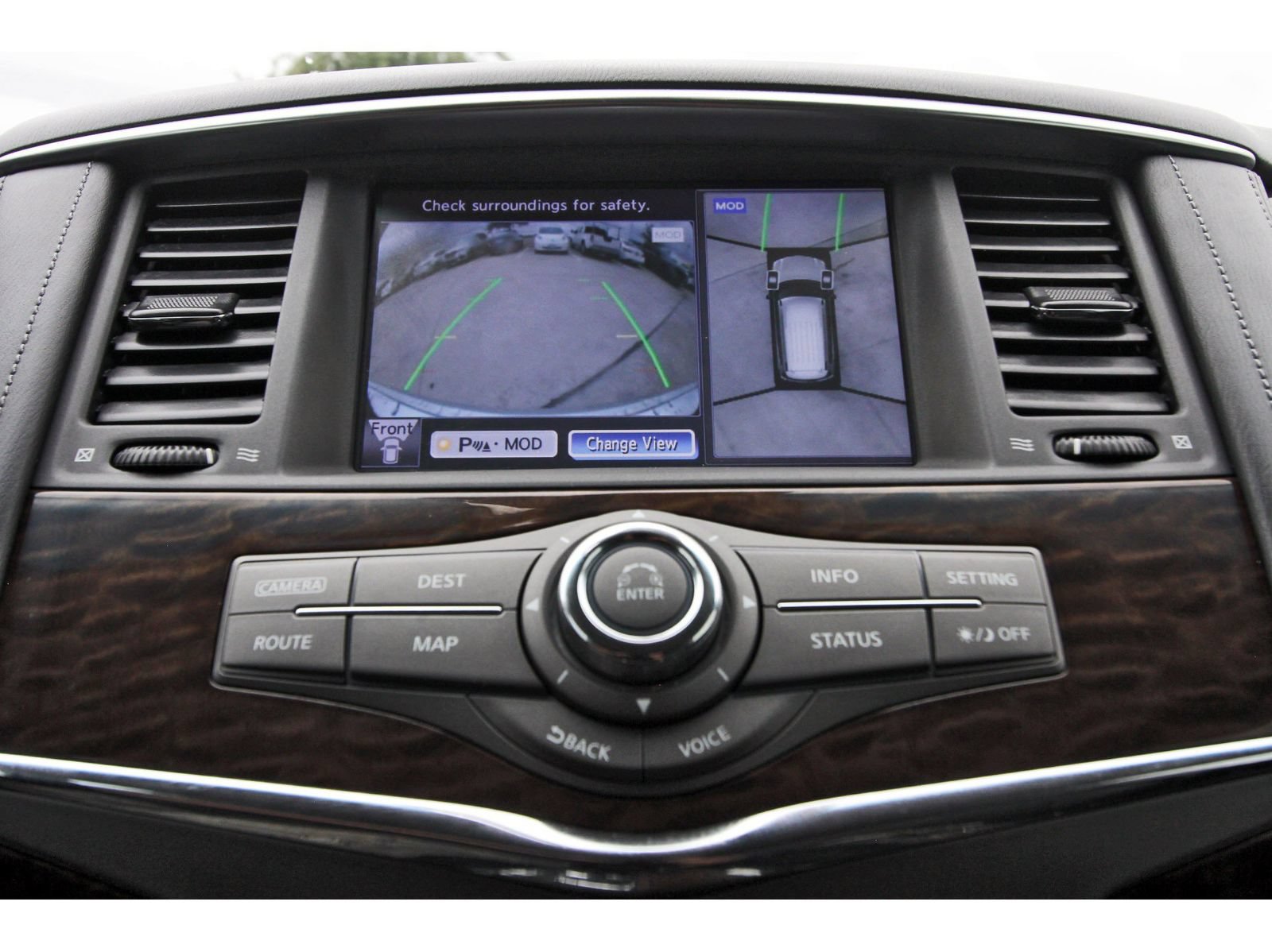 Used 2017 Nissan Armada Platinum RWD image 29