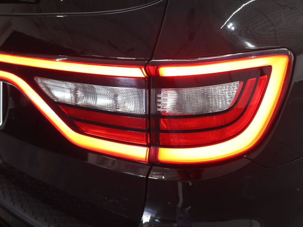 Used 2023 Dodge Durango R/T RWD image 32