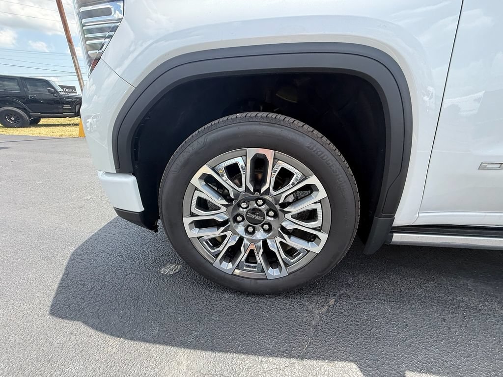 Used 2023 GMC Sierra 1500 Denali Ultimate AWD/4WD image 10