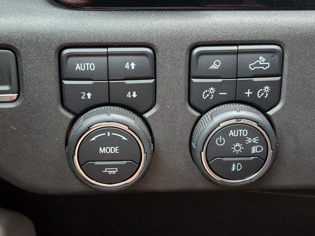 Certified 2024 Chevrolet Silverado 1500 ZR2 w/ Technology Package image 46