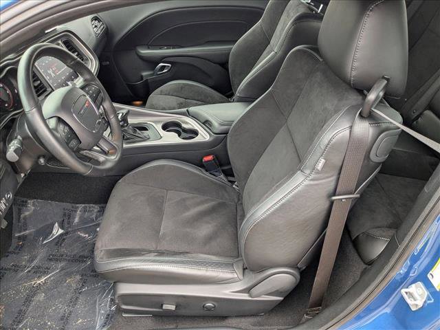Used 2022 Dodge Challenger R/T w/ Plus Package image 19