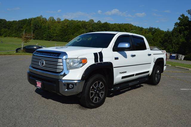 Used 2016 Toyota Tundra Limited w/ Limited Premium Package AWD/4WD image 62