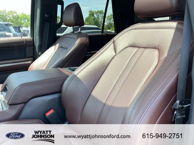 Used 2023 Ford Expedition Limited image 31