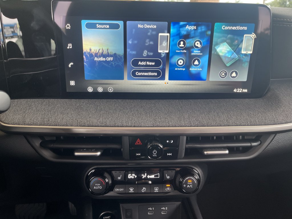 New 2027 Nissan Kicks SV AWD/4WD image 18
