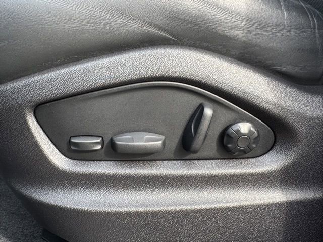 Used 2022 Porsche Cayenne Platinum Edition w/ Premium Package Plus image 15