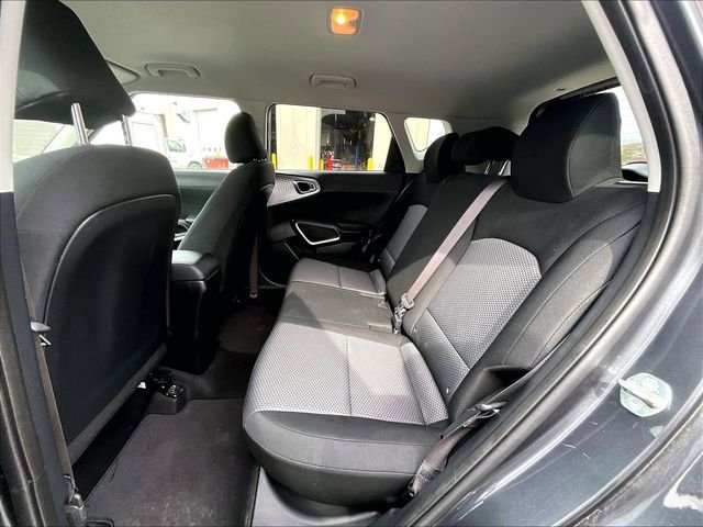 Used 2023 Kia Soul LX w/ LX Technology Package FWD image 21