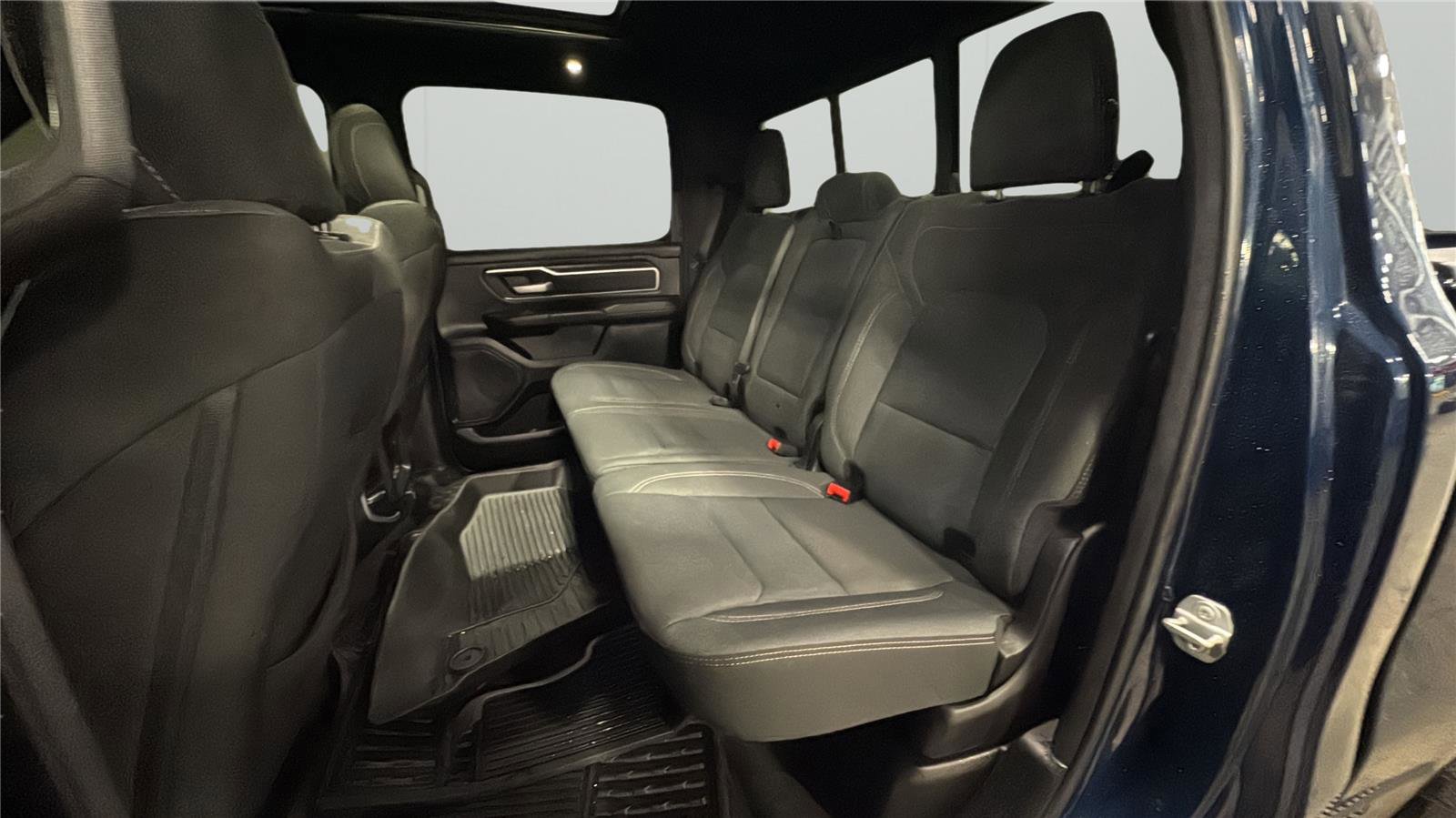 Used 2021 RAM 1500 Big Horn AWD/4WD image 11