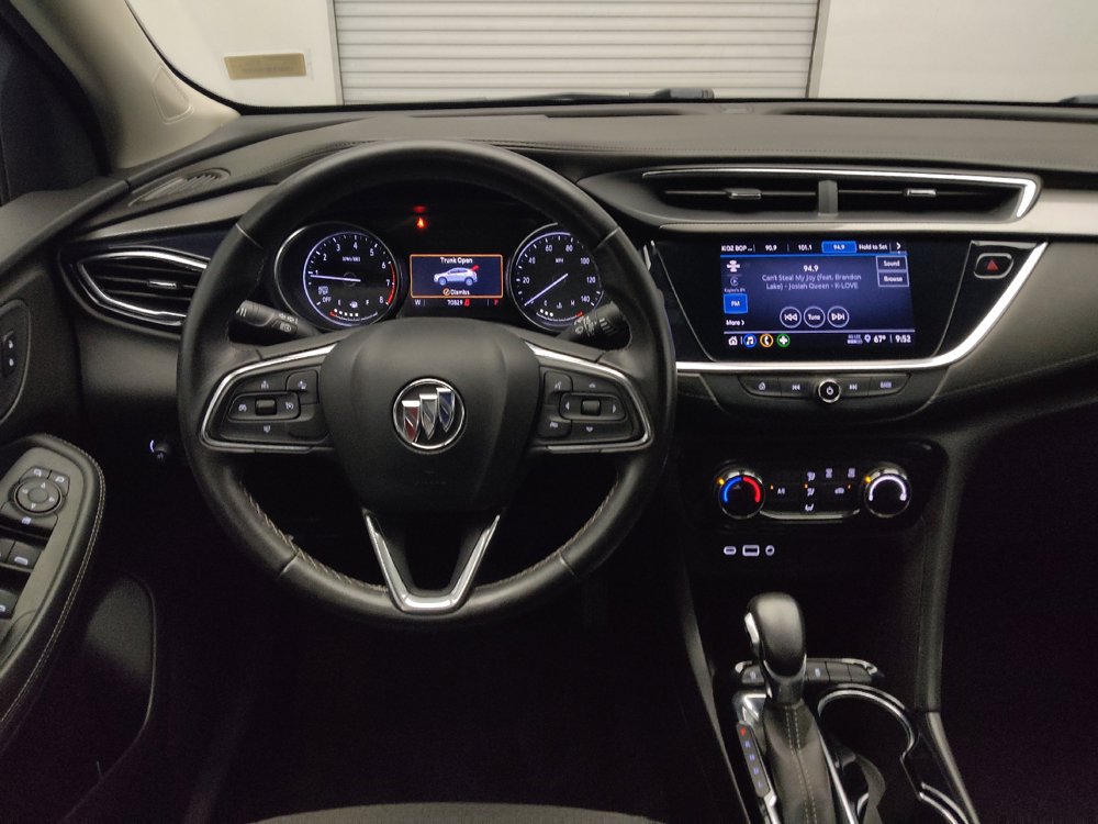 Used 2021 Buick Encore GX Preferred w/ Sport Touring Package FWD image 22
