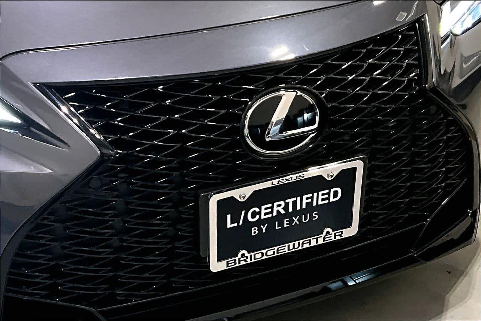 Used 2025 Lexus IS 350 F Sport AWD/4WD image 33