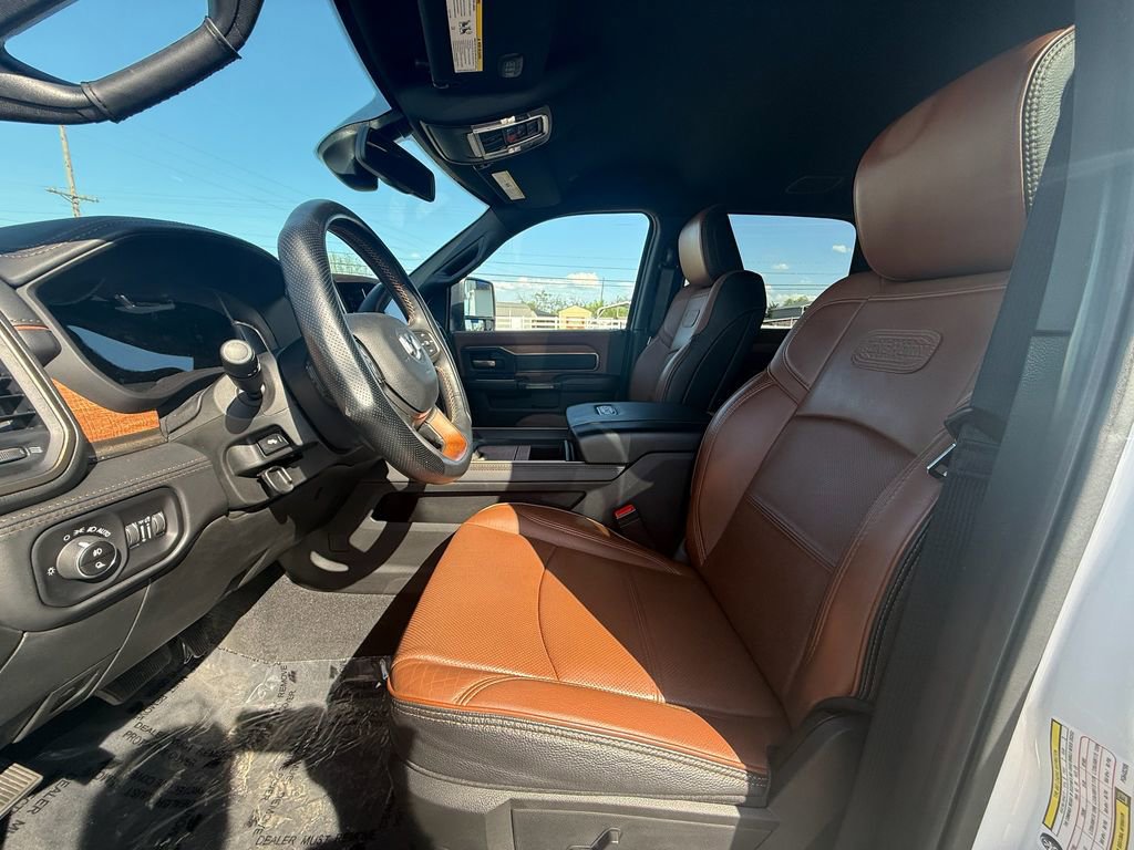 Used 2023 RAM 3500 Limited image 12