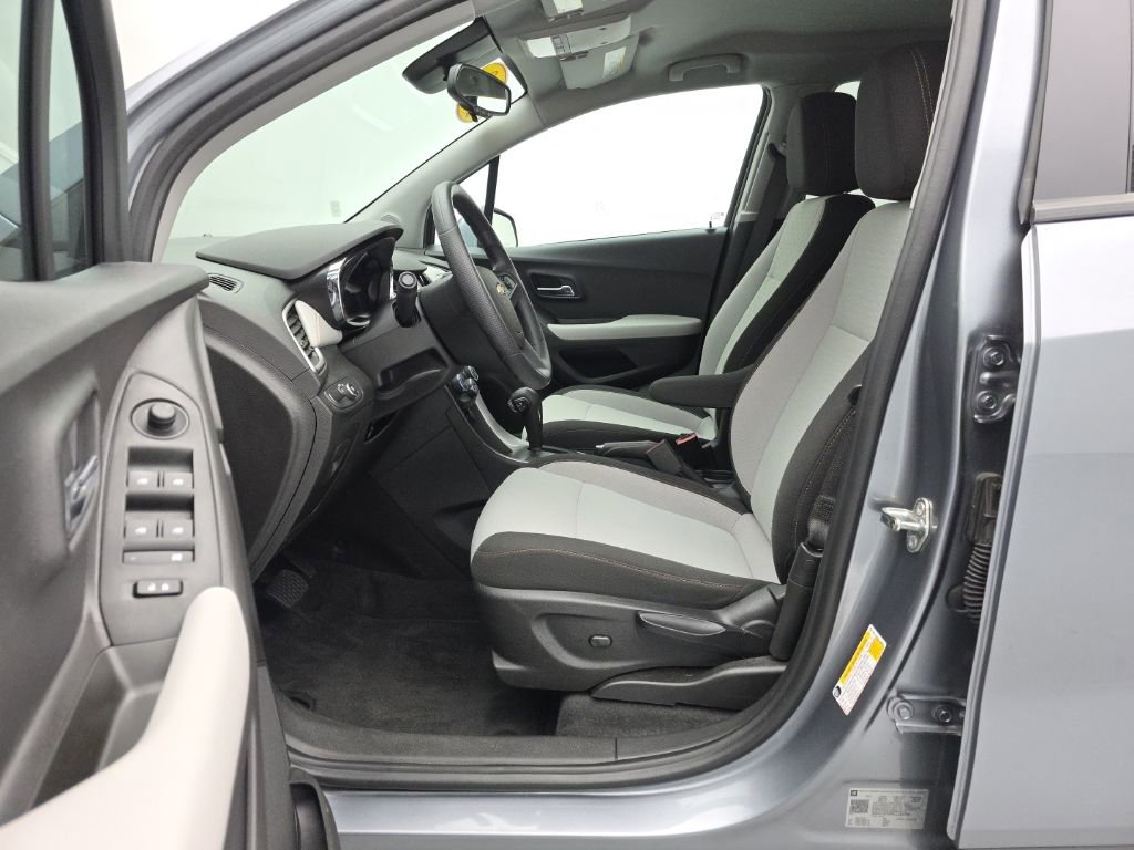 Certified 2020 Chevrolet Trax LS w/ Tint and Cruise Package FWD image 14