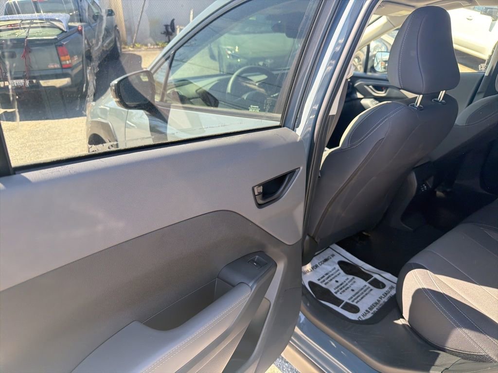 Certified 2025 Subaru Crosstrek 2.0i Premium image 10