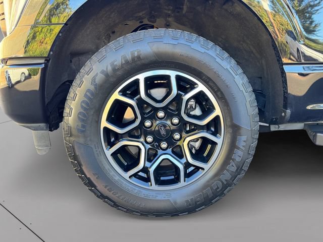 Used 2022 Ford F150 XLT w/ Equipment Group 302A High AWD/4WD image 9
