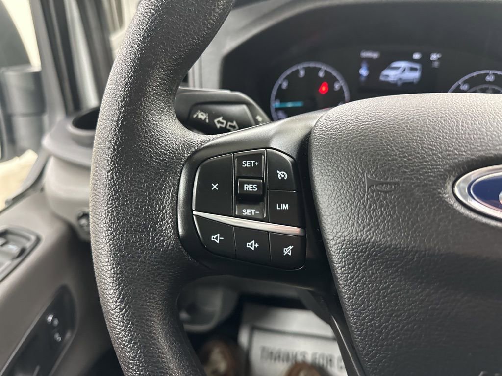 Used 2023 Ford Transit 350 XLT image 29