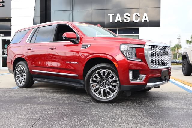 Used 2023 GMC Yukon SLT w/ SLT Premium Package