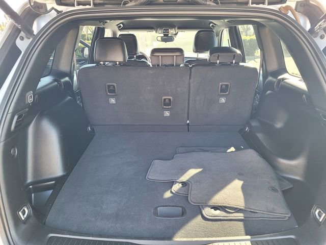 Used 2024 Jeep Grand Cherokee Altitude image 27