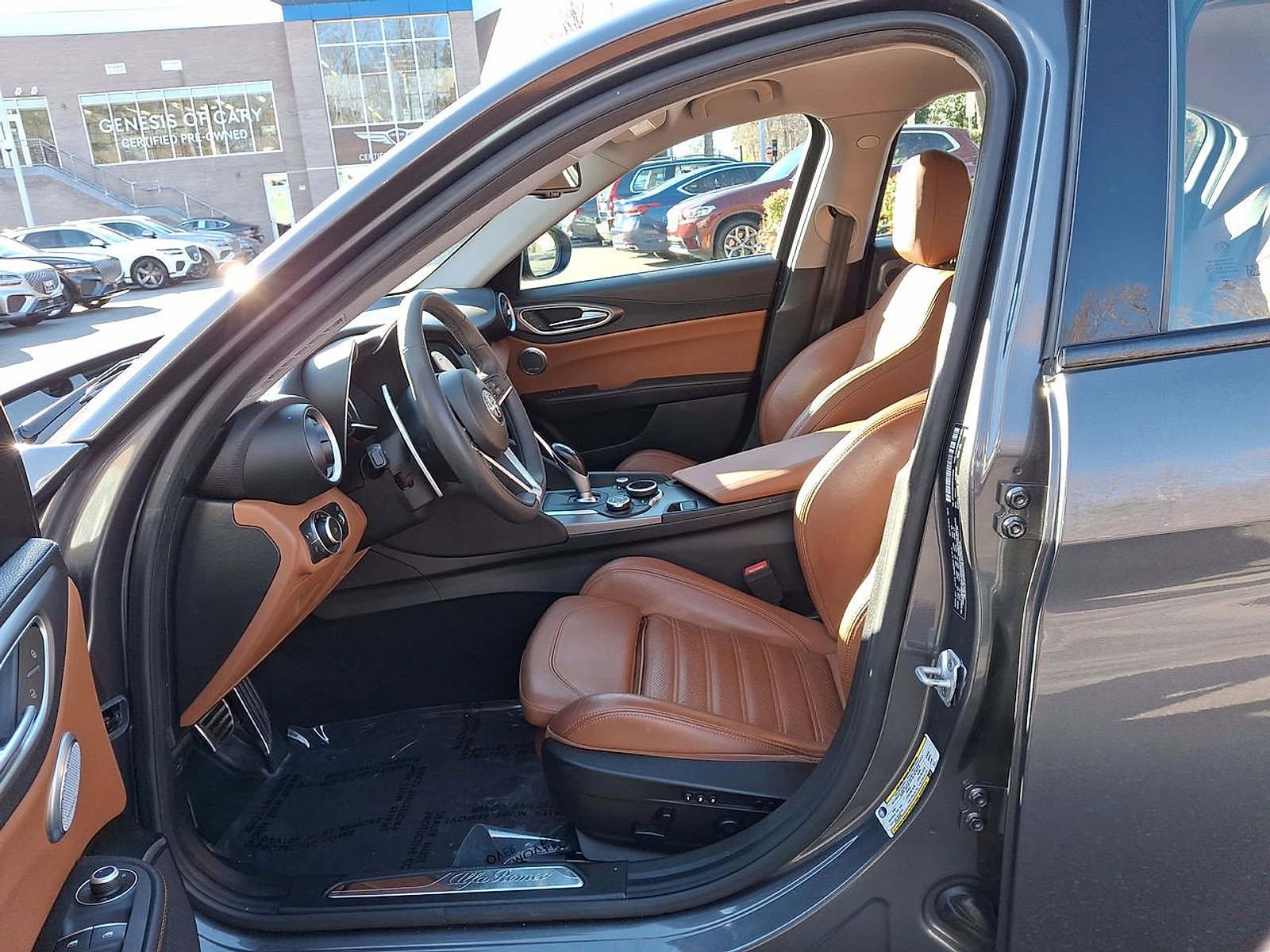 Used 2019 Alfa Romeo Giulia Ti Sport w/ Quick Order Package 22S Sport image 11