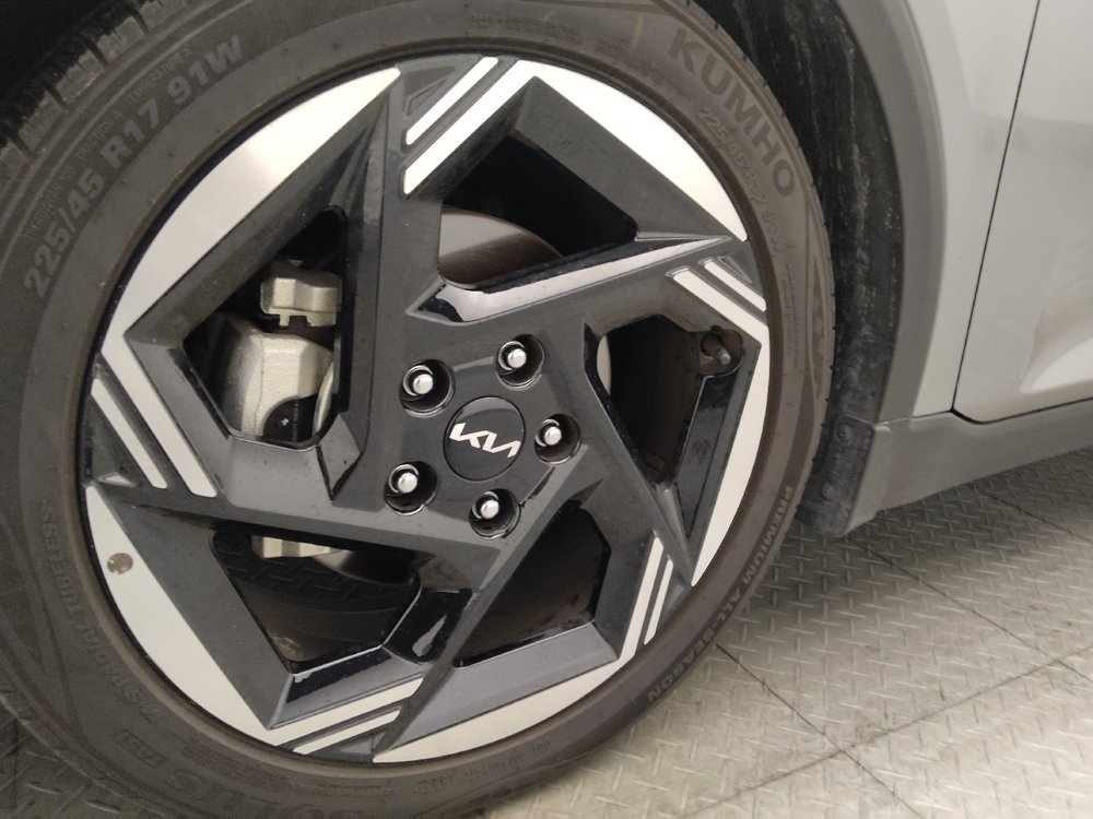 Used 2025 Kia K4 EX FWD image 31